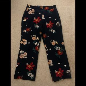 Women pants- floral prints